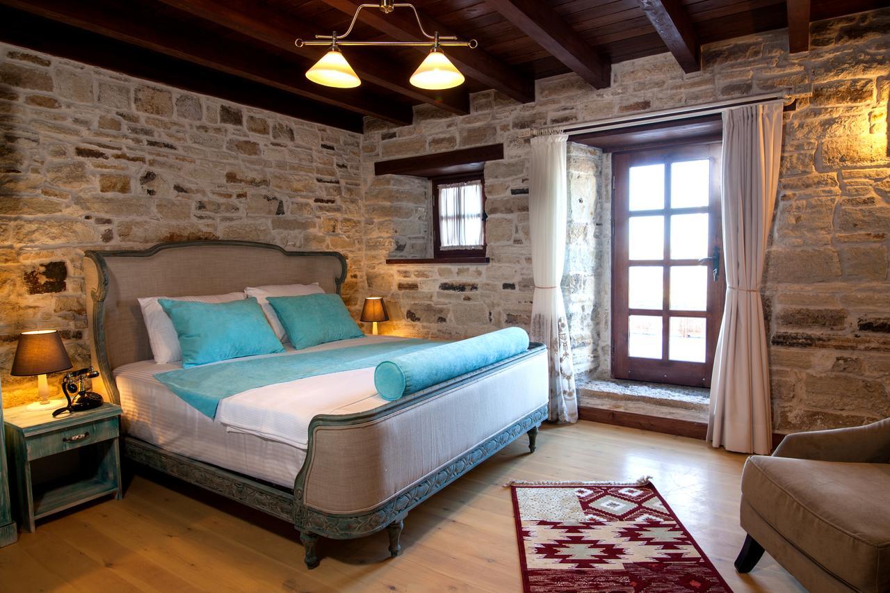 1922 Hotel Yenifoca 외부 사진